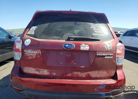 2017 Subaru Forester 2.5I Premium z USA, uszkodzony, nr VIN JF2SJAEC4HH809126